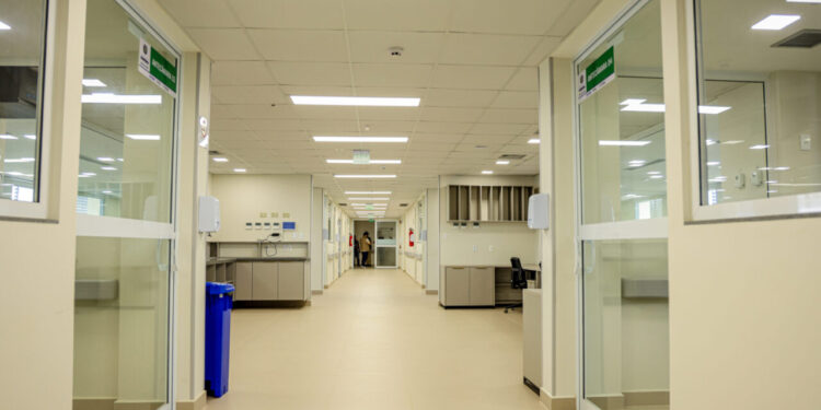 Governo de RO entrega reforma do Cemetron com implantação de UTI na unidade