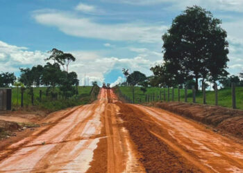 Revestimento primário é realizado pelo governo de RO na Rodovia-133, entre Cacoal e Ministro Andreazza