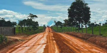 Revestimento primário é realizado pelo governo de RO na Rodovia-133, entre Cacoal e Ministro Andreazza