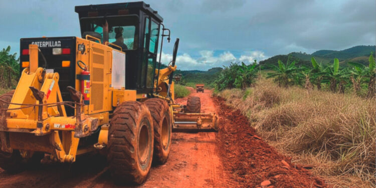 Rodovia 418 recebe melhorias no trecho entre Cacoal e Rondolândia, garantindo mais segurança na trafegabilidade