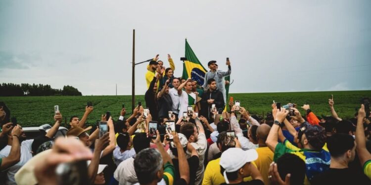 Evangélicos aderem à Caminhada pela Liberdade de Nikolas