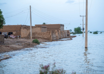 Igrejas se tornam abrigos em meio à inundações no sul da África
