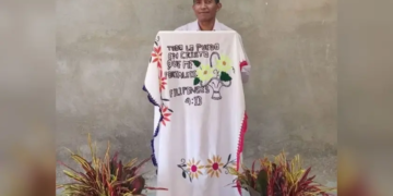 Pastor é preso, multado e expulso de comunidade por se recusar a se ajoelhar diante de imagem no México