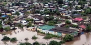 Chuvas causam enchentes na África e igrejas se tornam abrigos