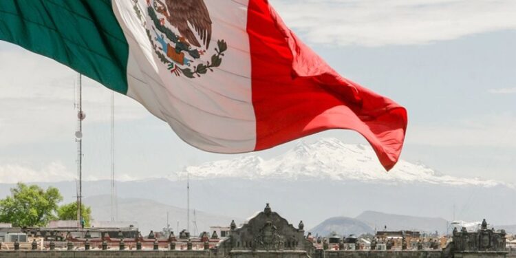 Pastor expulso de aldeia por recusar ritual católico no México