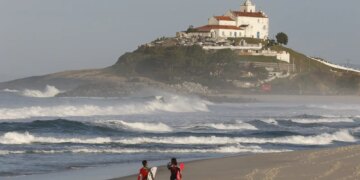 Selo Bandeira Azul vai receber inscrições de praias e marinas em abril