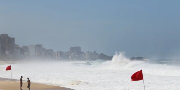Rio tem novo alerta de ressaca neste fim de semana