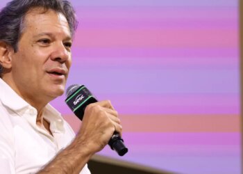 Classe dominante brasileira entende o Estado como dela, diz Haddad