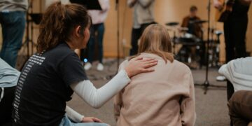 Líder aponta sinais de “avivamento silencioso” entre jovens na Nova Zelândia