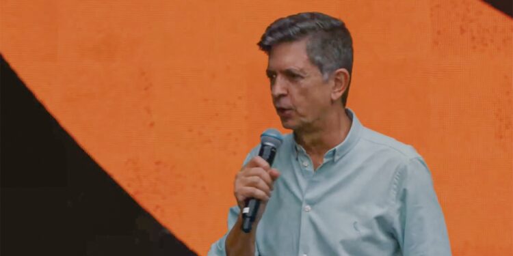 “Os mesmos pecados que apontamos na política, estão na igreja”, alerta Paulo Mazoni