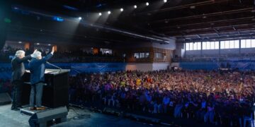 Evento com Franklin Graham tem centenas de decisões para Cristo na Argentina