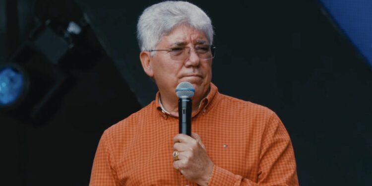 ‘Seja missionário em sua escola e universidade’, diz Hernandes Dias Lopes no The Send