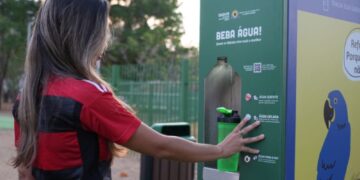 Bebedouros em espaços públicos exigem uso consciente