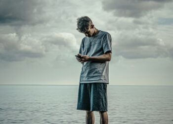 “O diabo atua para te manter preocupado e distraído dos sonhos de Deus ”, alerta pastor