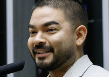 Yudi diz que se afastou do mundo gospel: ‘Sempre tive aplausos e isso estava se repetindo’