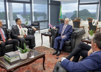 STF e Congresso fecham acordo por regra transição sobre penduricalhos