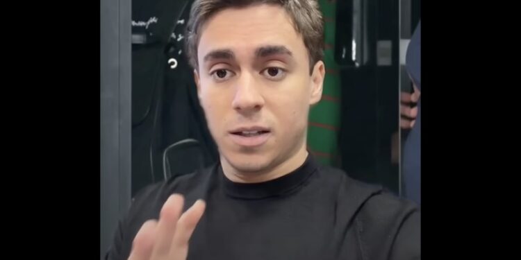 Religião ou ódio? Padre nega eucaristia a fiéis que apoiam Nikolas