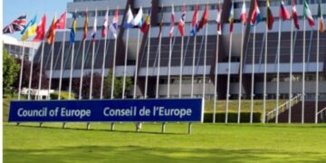 Conselho da Europa pede proibição de “práticas de conversão”