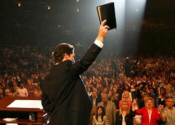 Confiança nos pastores está em declínio nos EUA, revela pesquisa