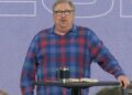 “A maior tragédia da vida é viver sem propósito”, diz Rick Warren