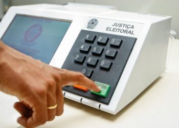 Bancada Evangélica repudia fala contra voto de evangélicos