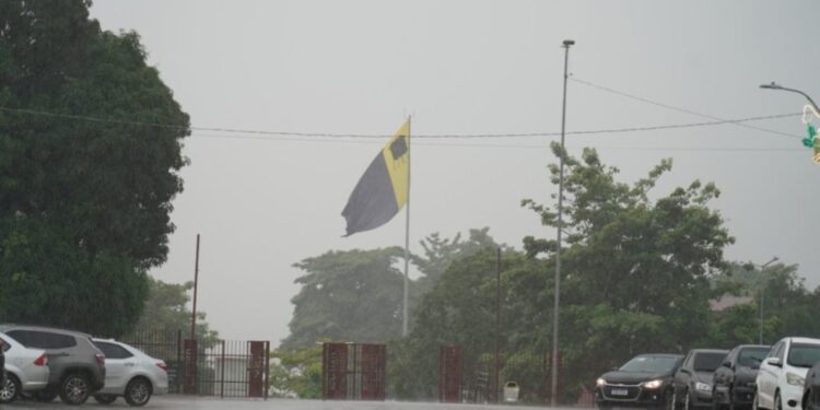 Alerta Laranja para chuvas intensas até 4 de fevereiro