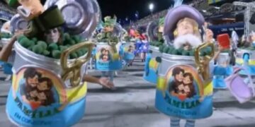 Pastores comentam sobre ‘família em conserva’ durante desfile de escola de samba