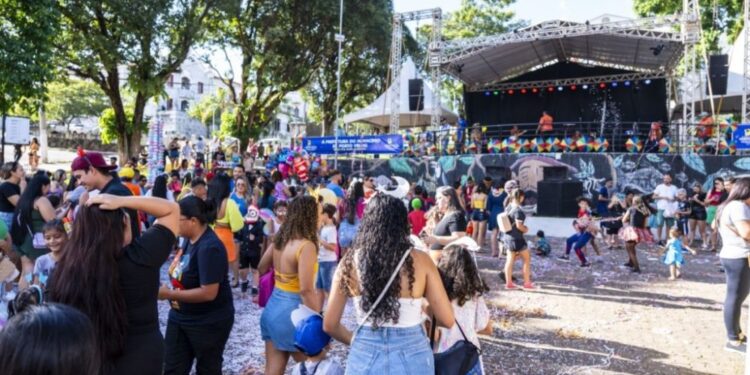 ACOLHIMENTO – Mobilização atua contra violência a crianças e adolescentes no Carnaval