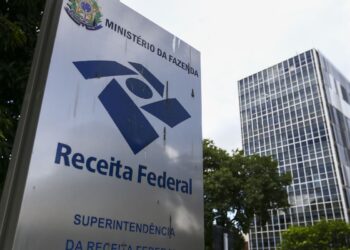 Receita admite vazamento de dados de ministros do STF