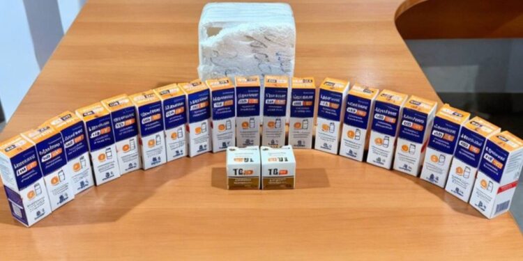 PRF apreende medicamentos proibidos na BR-364