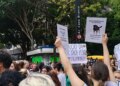 Centenas de pessoas em São Paulo pedem justiça pelo cão Orelha