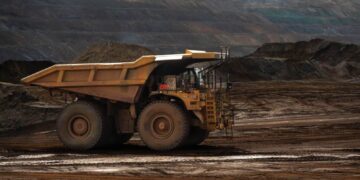 Após vazamento, Justiça paralisa atividades da Vale em complexo de MG