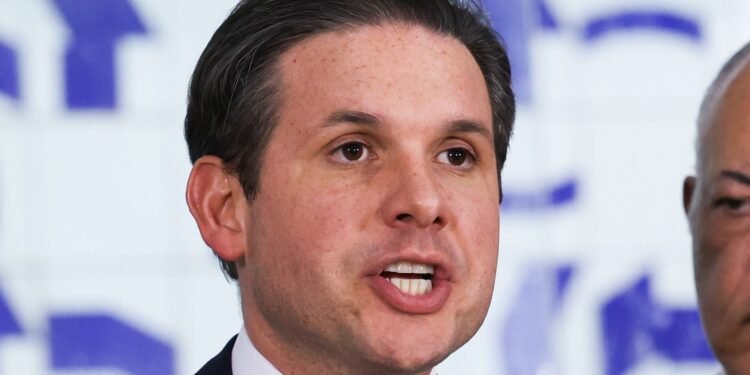 Comissão Especial da PEC da redução da jornada será instalada amanhã