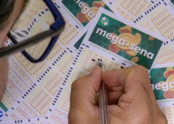 Mega-Sena sorteia prêmio estimado em R$ 130 milhões nesta quinta-feira
