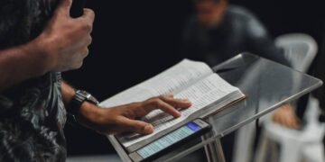 Pastores e fiéis temem impacto da inteligência artificial no cristianismo