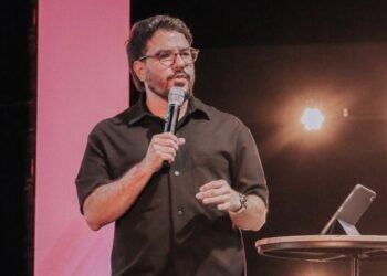 “O problema da igreja não é influência, é caráter”, diz pastor sobre integridade de líderes