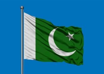 Projeto de lei contra conversões e casamentos forçados avança no Paquistão