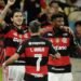 Flamengo bate Vitória e abre vantagem na Copa do Brasil