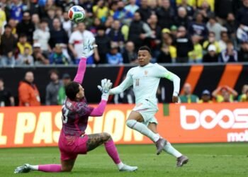 A conta chegou: Entre a saudade do 10 e o vazio coletivo em Boston