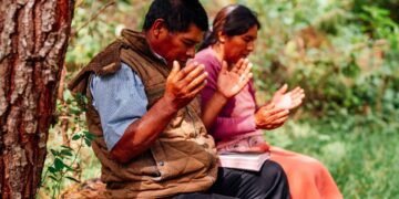 Presos pela fé, pastores levam Bíblias para indígenas no México