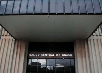 Copom decide Selic em meio a guerra e inflação acelerando