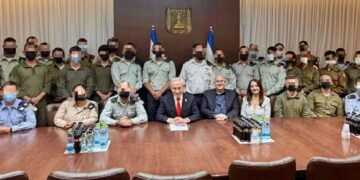 Netanyahu agradece a soldados cristãos de Israel por serviço