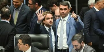 Vetos de Lula ao PL da Dosimetria são derrubados pelo Congresso