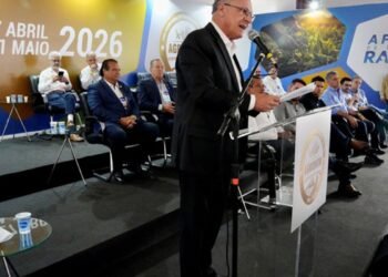 Alckmin anuncia R$ 10 bilhões para modernização de máquinas agrícolas