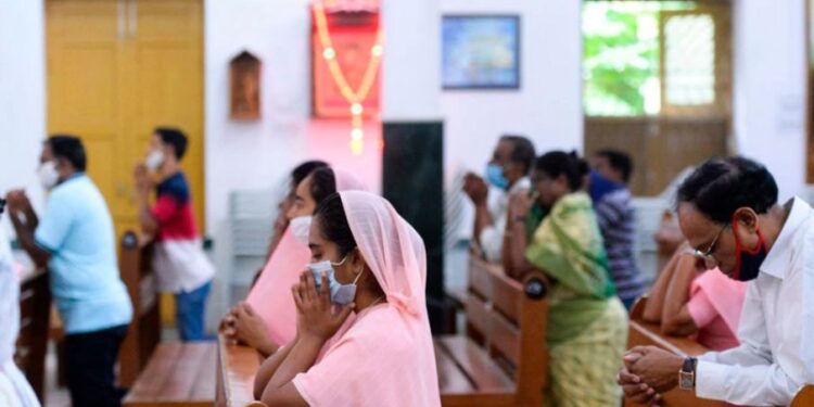 Índia suspende ação de padre que prega que Jesus é o caminho