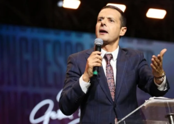Do PCC à igreja: Pastor vive milagre após visão em cela e se torna pregador