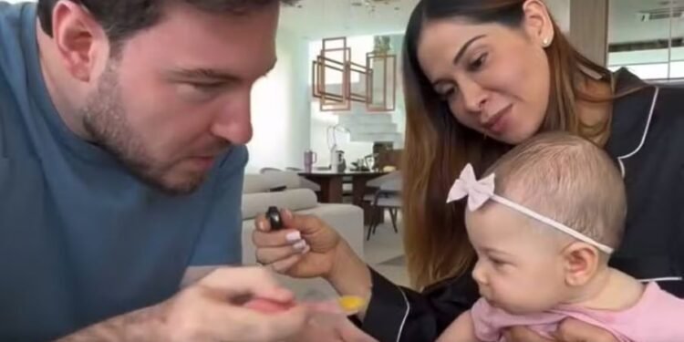 Maíra Cardi pede oração pela filha de 6 meses internada