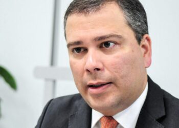 STF tem 2 votos para manter preso ex-presidente do BRB no caso Master