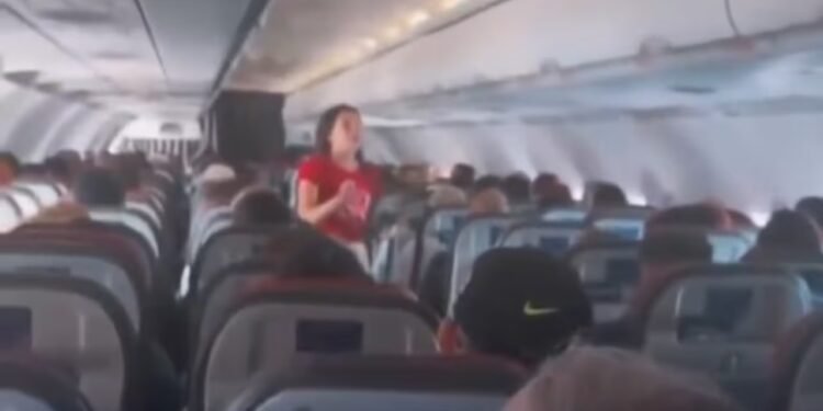 Pastora mirim de 10 anos é abordada após pregar em avião