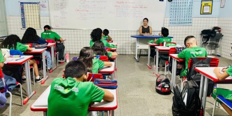 Aprovados em processo seletivo são chamados para reforçar rede municipal
